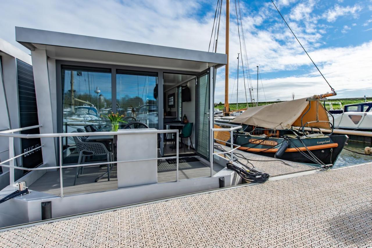 Waterlodges Veerse Meer Kamperland Buitenkant foto