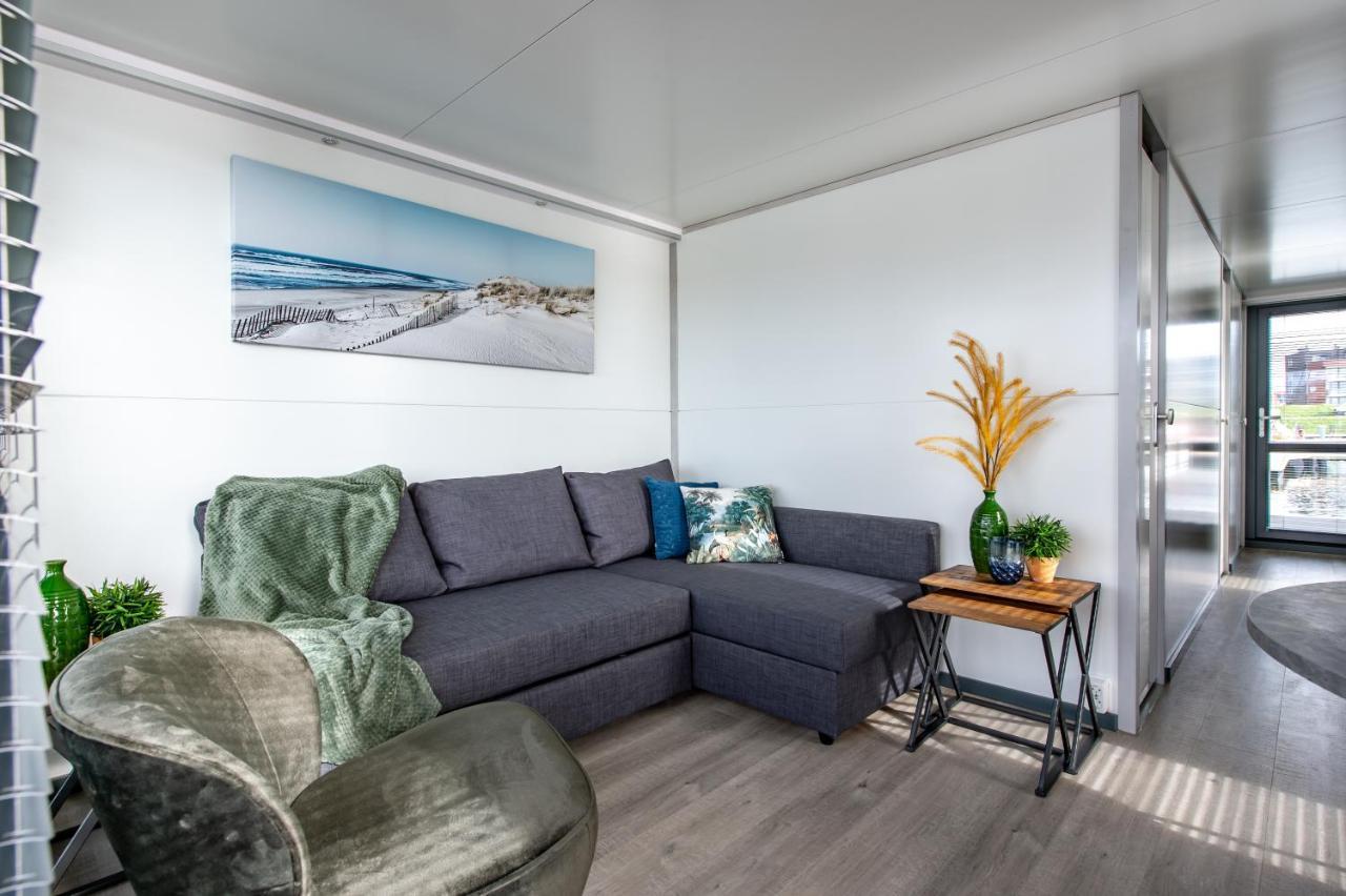 Waterlodges Veerse Meer Kamperland Buitenkant foto